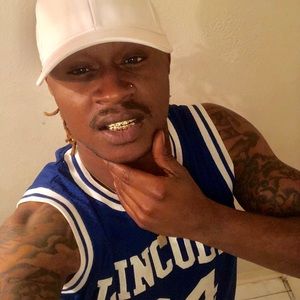 Meet your Posher, Ooshamie